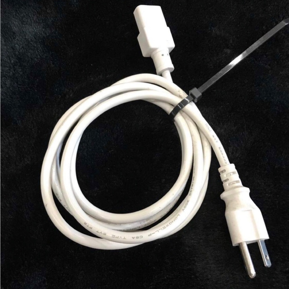 Longwell E55333 VW-1 3C/18AWG 300V TYPE SVT Computer Desktop Monitor Power Cord - Picture 5 of 13